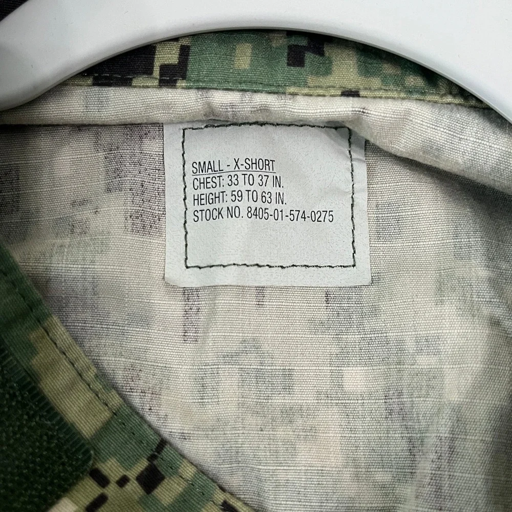 US Navy Blouse NWU Type III Working Uniform Men Small XShort Jacket Digital Camo - Picture 4 of 8